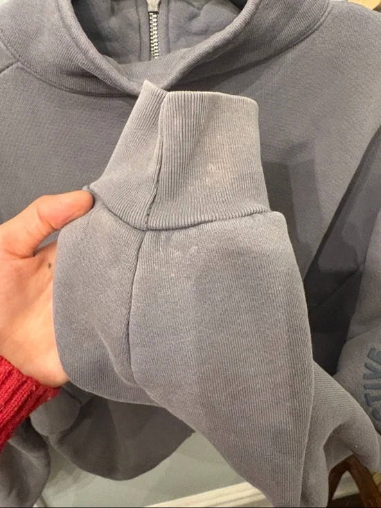 Set active Cropped Quarter-Zip Pullover in Dusty Gray original heavey sweats - Picture 6 of 12